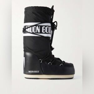 Moon Boot Black Snow Boots